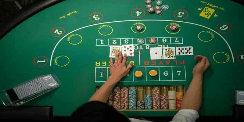 Bí Quyết Gỡ Lỗ Hiệu Quả Khi Chơi Baccarat Tại GoWin